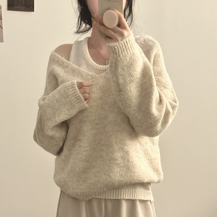 【SET】Vネックルーズフィットニット+キャミソール IVORY