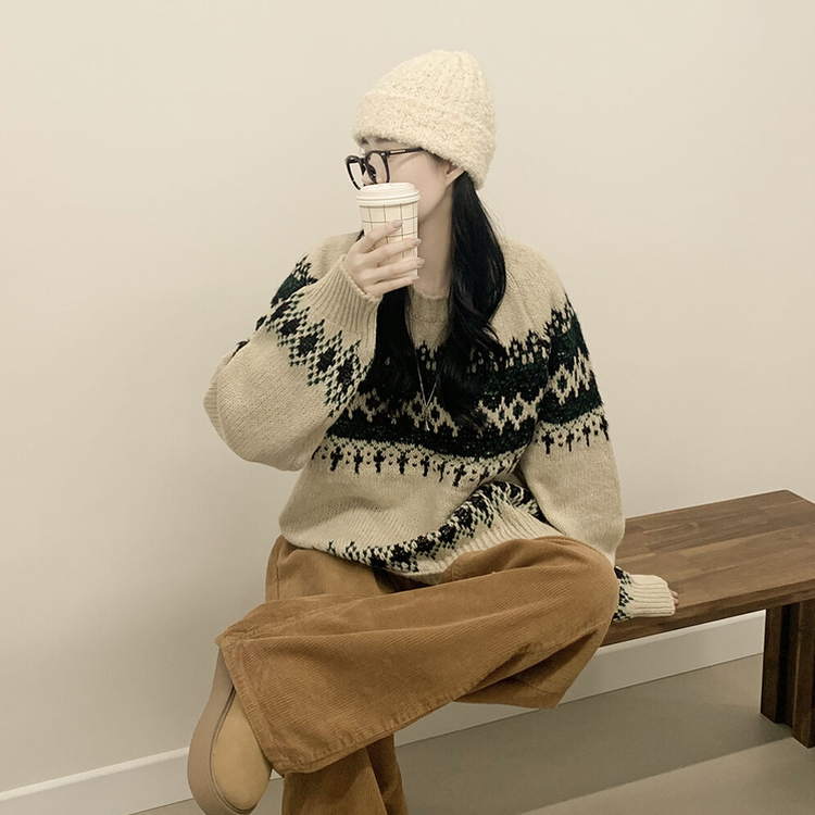 삿포로 노르딕 눈꽃 배색 오버핏 래글런 니트 크리스마스 연말룩