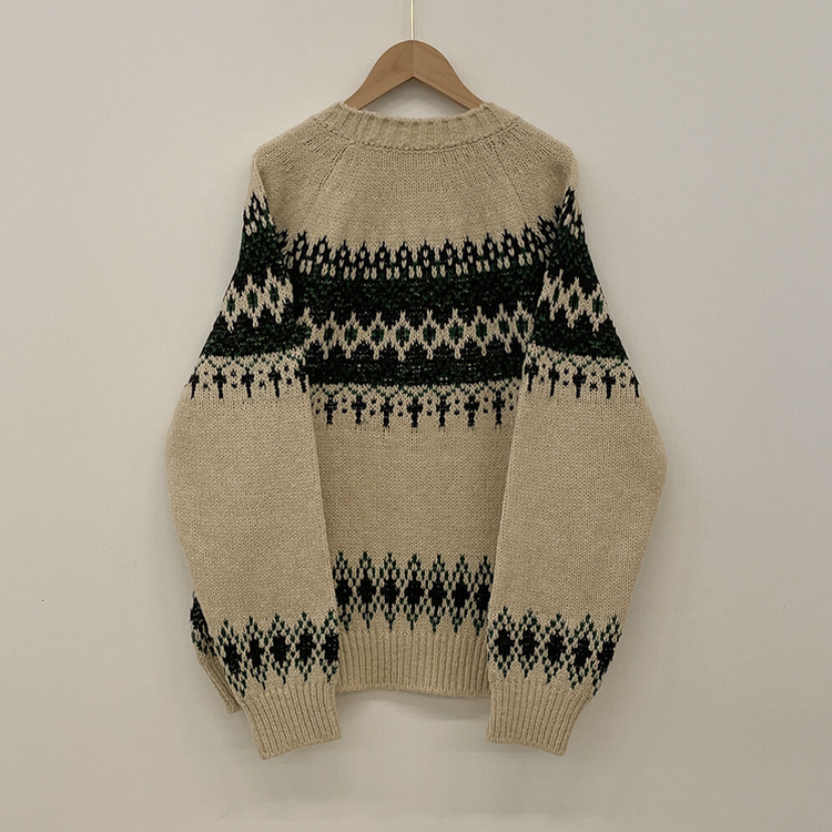 삿포로 노르딕 눈꽃 배색 오버핏 래글런 니트 크리스마스 연말룩