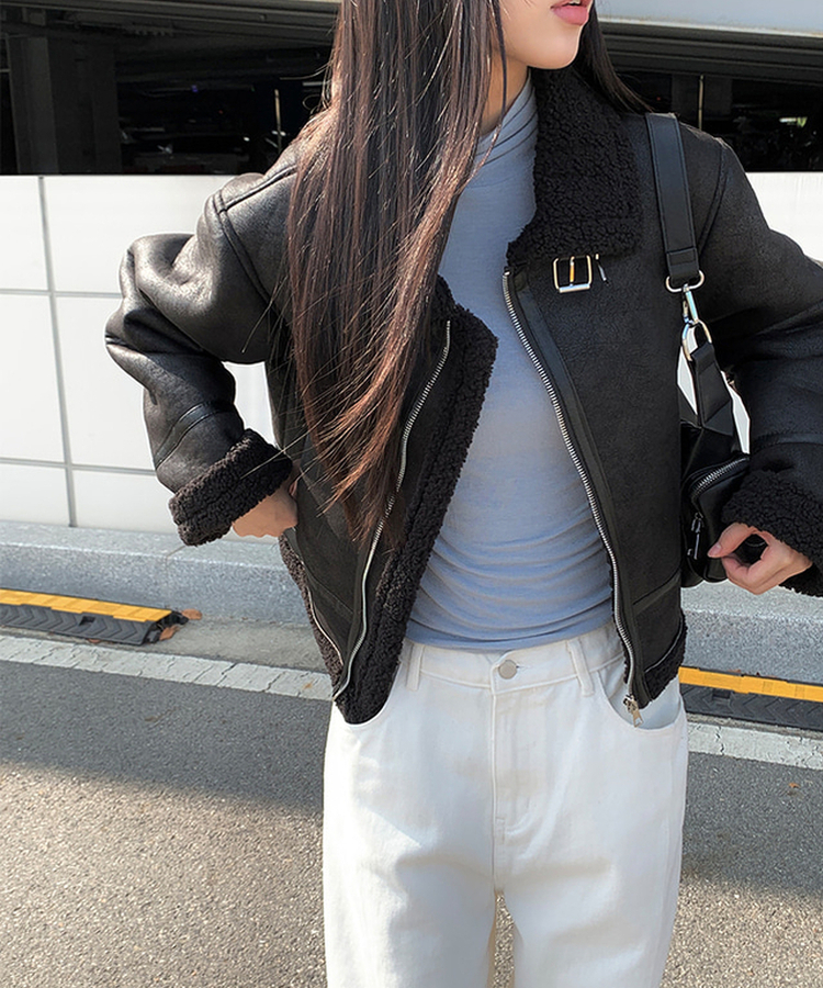 신드 버클 하이넥 양털 무스탕