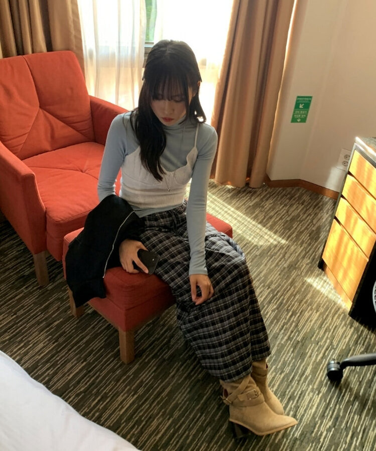 スリムフィットレイヤードタートルネックTシャツ(7color) SKY BLUE