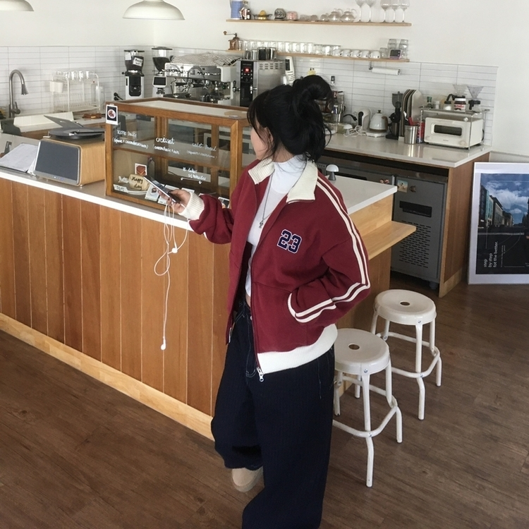 배색니트 풀 블루종 트랙 집업 레드