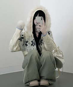 スノーノルディックパターンファーフードニットジップアップ IVORY