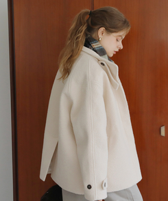 ハイネックハーフコート CREAM