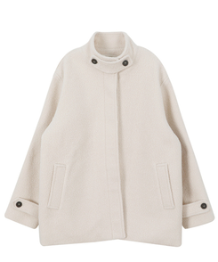 ハイネックハーフコート