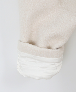 ハイネックハーフコート