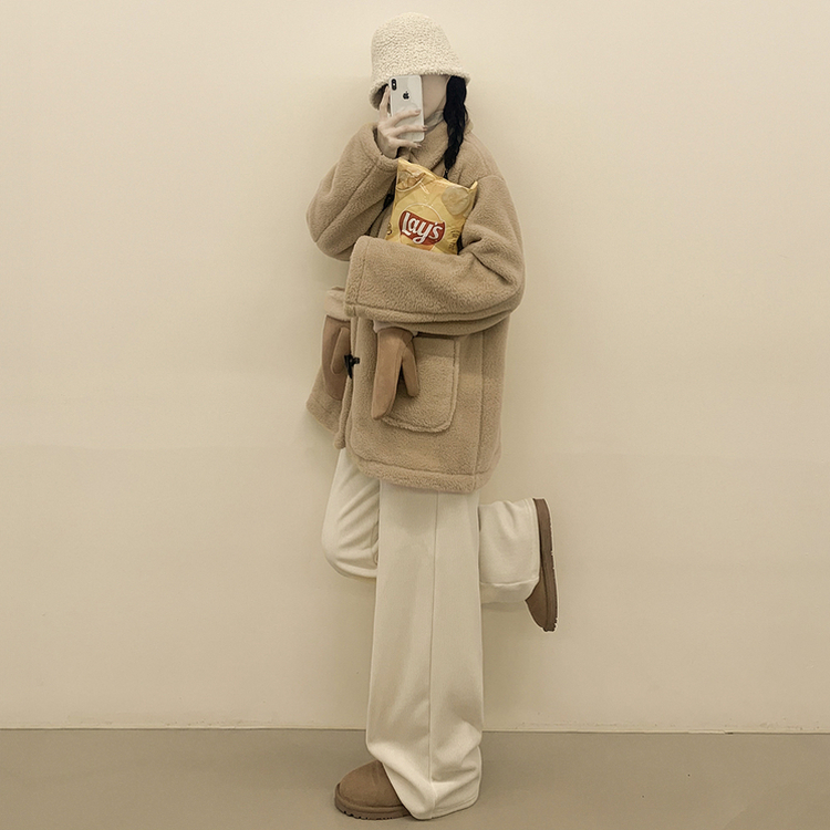 왕오버핏 도톰 양털 카라 떡볶이 덤블 뽀글이자켓 퍼코트