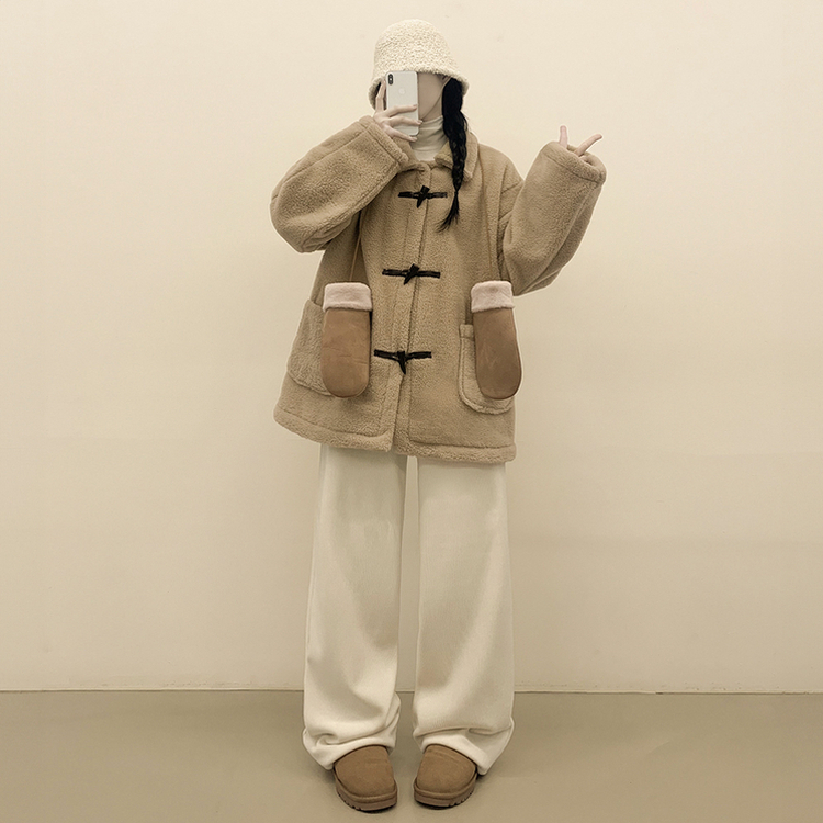 왕오버핏 도톰 양털 카라 떡볶이 덤블 뽀글이자켓 퍼코트