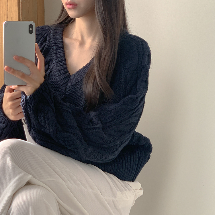ケーブルVネックニット(6color) DARK BLUE