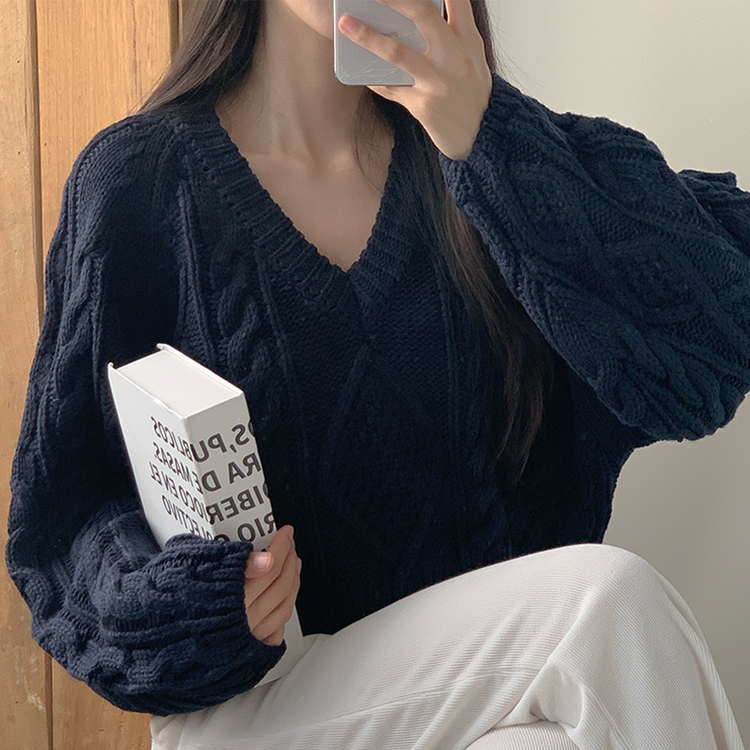 ケーブルVネックニット(6color) DARK BLUE
