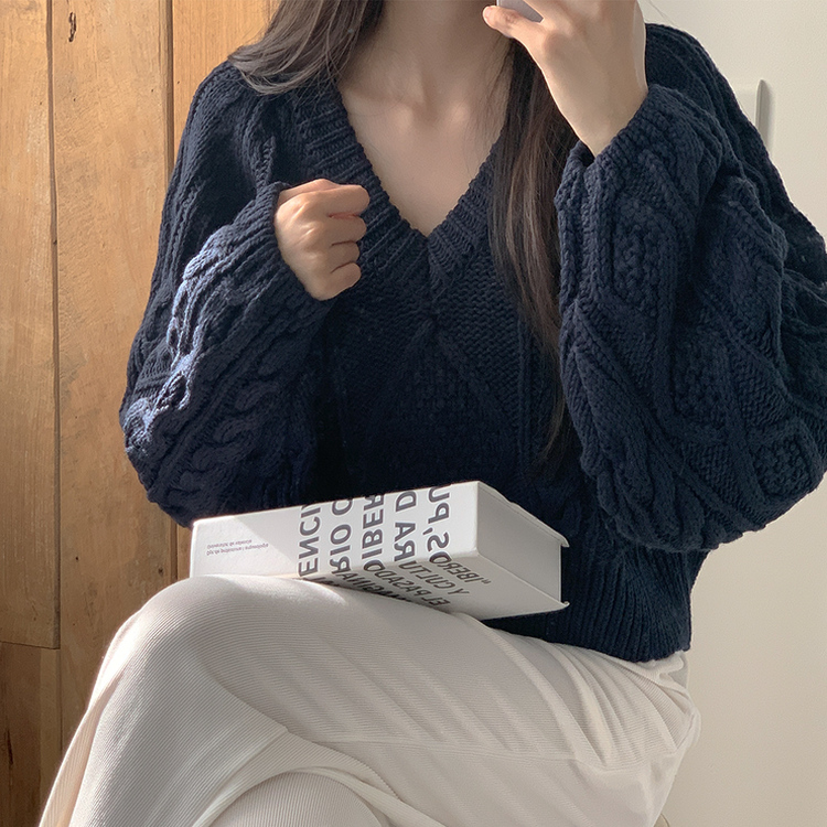 ケーブルVネックニット(6color) DARK BLUE