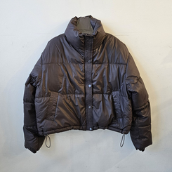 ハイネックデイリーウェロンクロップダウンジャケット