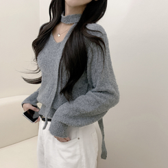 【マフラー付き】Vネックアンゴラファークロップニット GREY