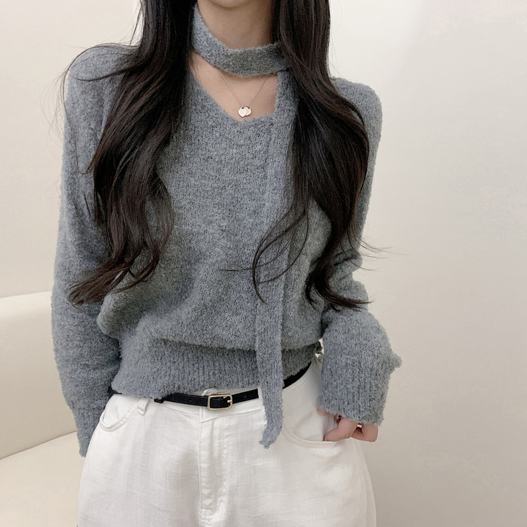 【マフラー付き】Vネックアンゴラファークロップニット GREY