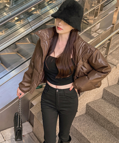 スナップボタンレザーセミクロップダウン BROWN