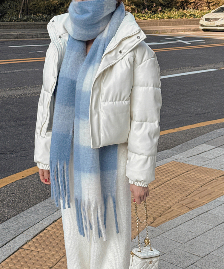 スナップボタンレザーセミクロップダウン WHITE