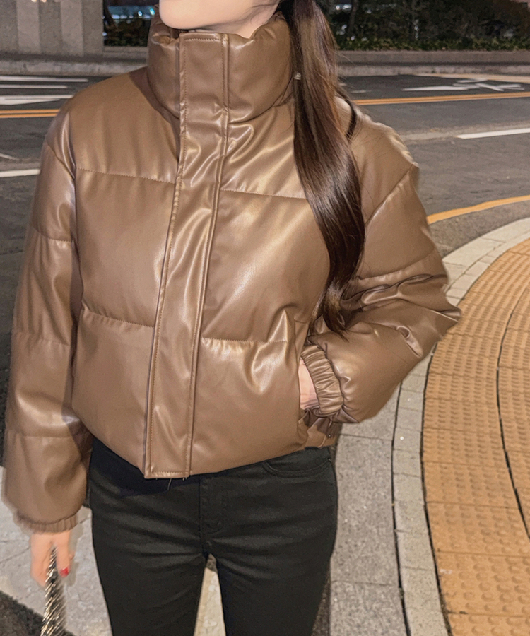 スナップボタンレザーセミクロップダウン BROWN