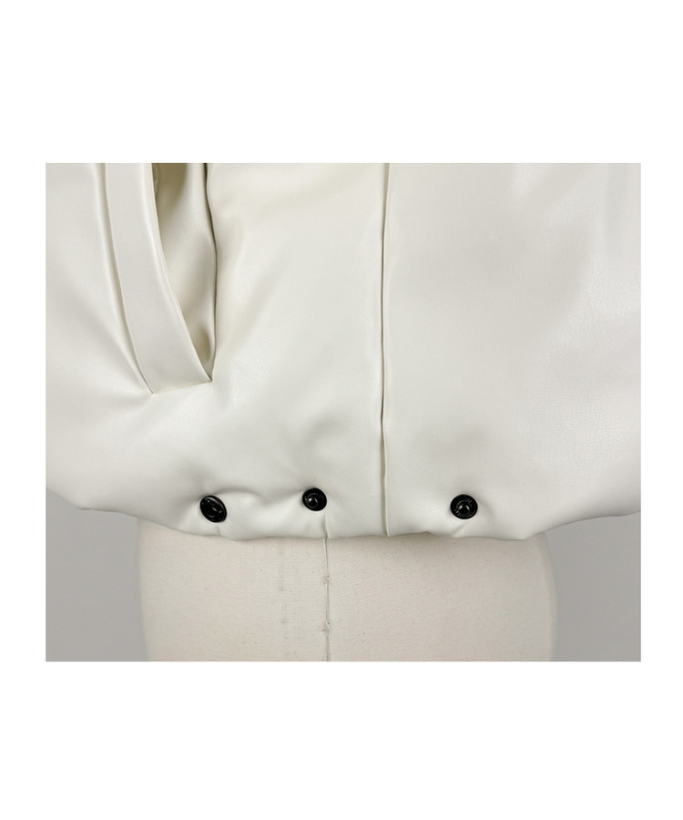 スナップボタンレザーセミクロップダウン