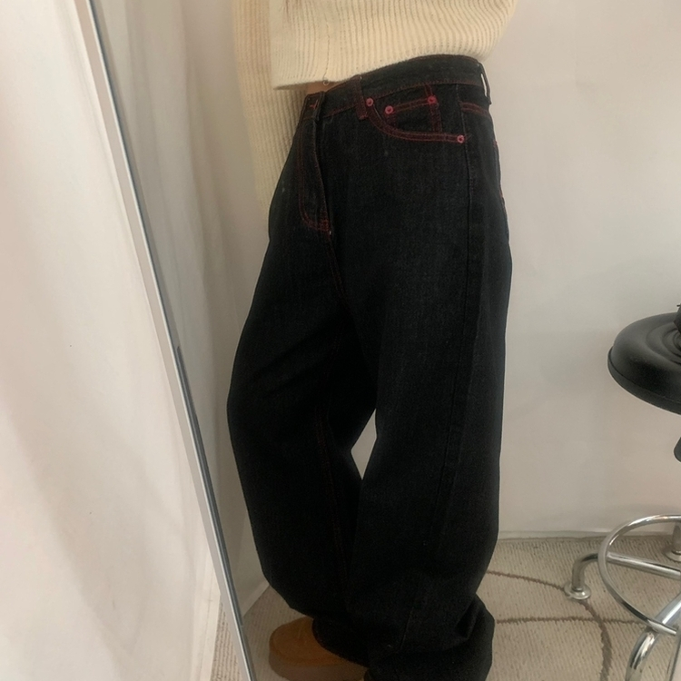 ハート刺繍ワイドブラックジーンズデニムパンツ BLACK DENIM