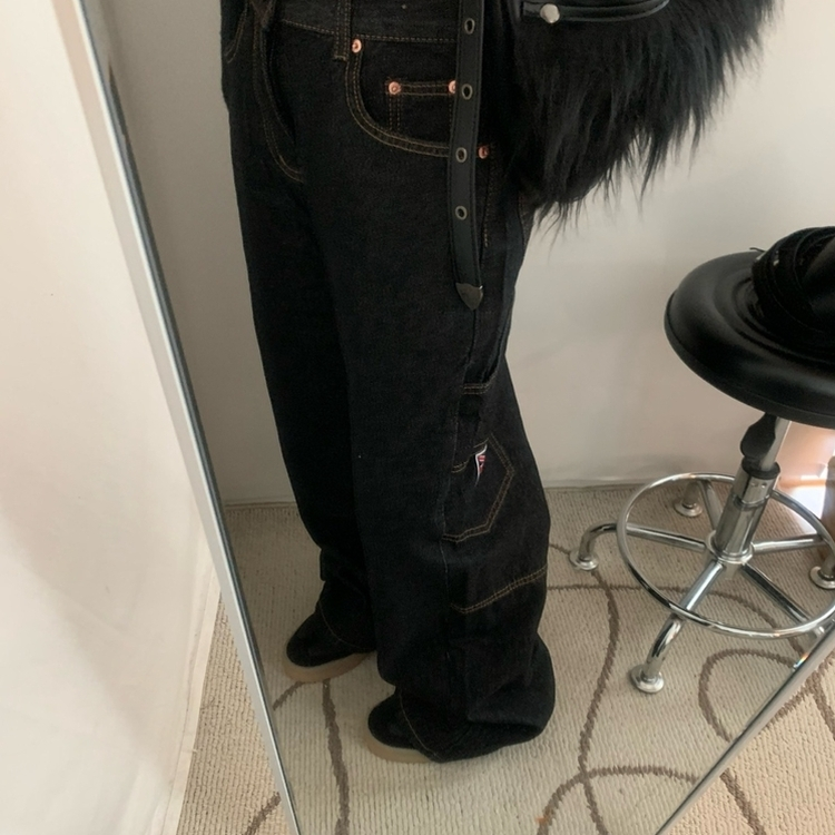 ワッペンワイドデニムパンツ BLACK DENIM