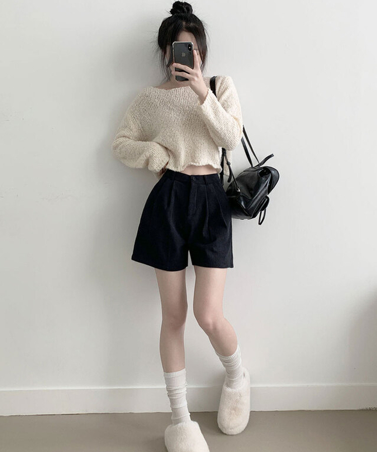 룬트 핀턱 골덴 기모 숏팬츠