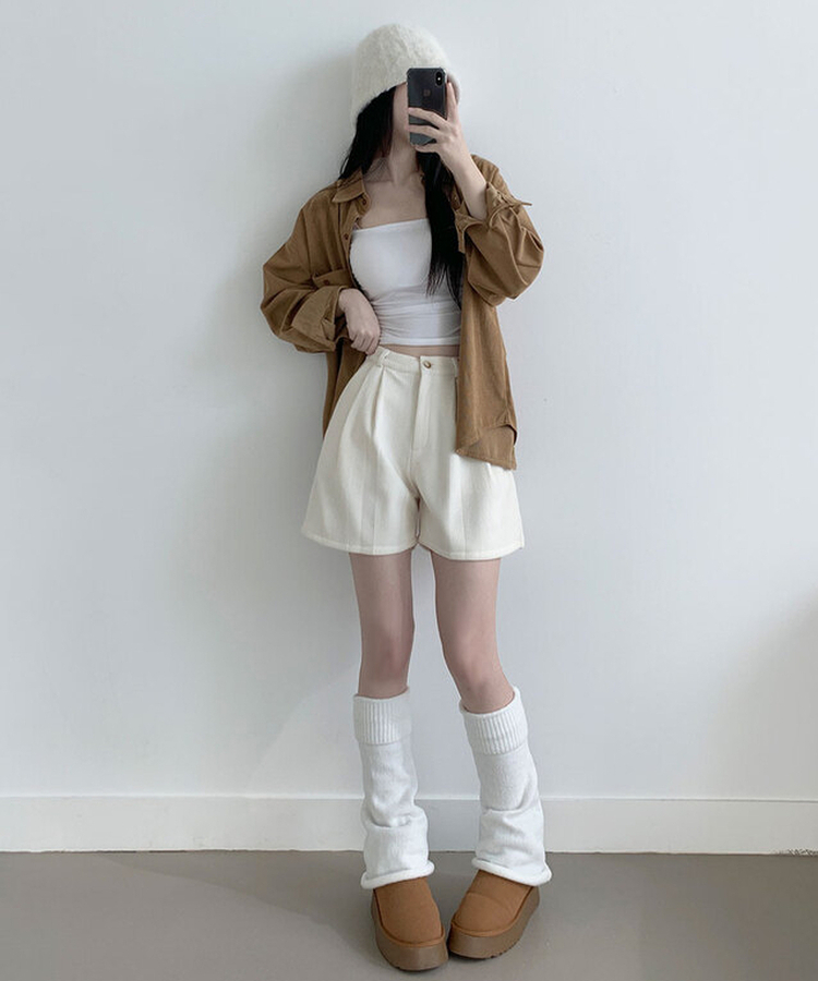 룬트 핀턱 골덴 기모 숏팬츠