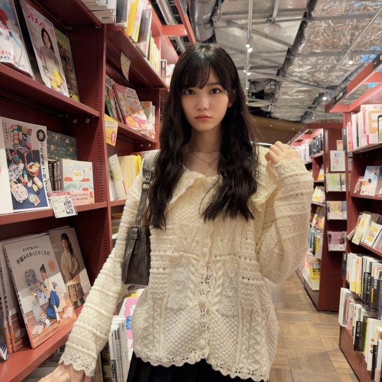 쿠키 카라넥 아방핏 가디건