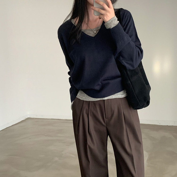 シンプルVネックニット(12color) NAVY