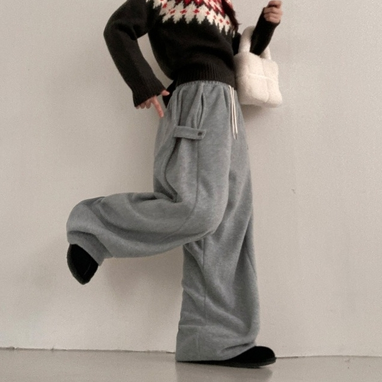 헬리 폭닥 후리스 기모 사이드스냅 비죠 버튼 와이드 트레이닝 팬츠