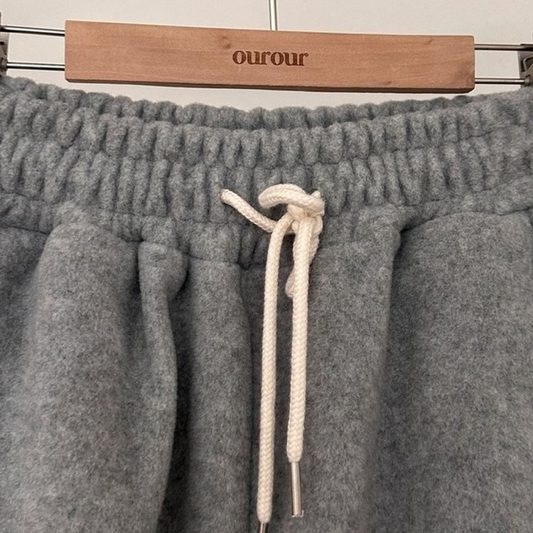 헬리 폭닥 후리스 기모 사이드스냅 비죠 버튼 와이드 트레이닝 팬츠