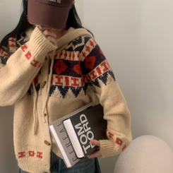 뉴픽 노르딕 떡볶이 자가드 후드 니트 가디건 3color 베이지