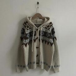 뉴픽 노르딕 떡볶이 자가드 후드 니트 가디건 3color