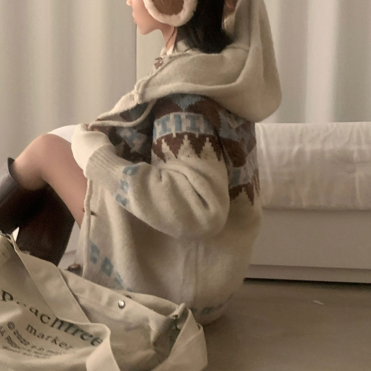 뉴픽 노르딕 떡볶이 자가드 후드 니트 가디건 3color 아이보리