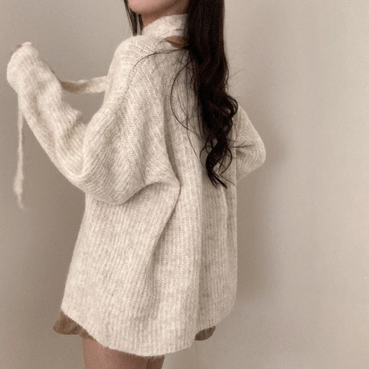 플럽 울 도톰한 브이넥 머플러 세트 루즈핏 니트 아이보리