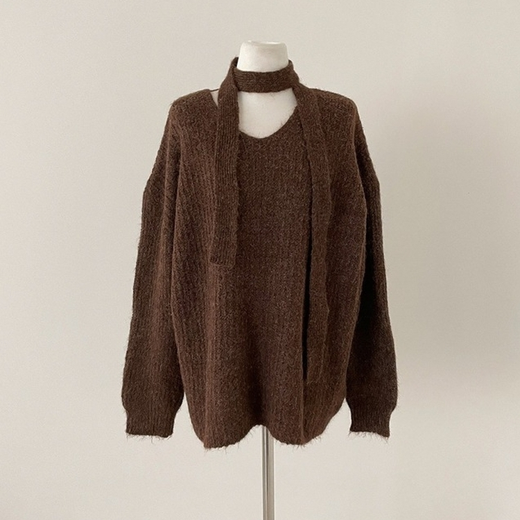 플럽 울 도톰한 브이넥 머플러 세트 루즈핏 니트