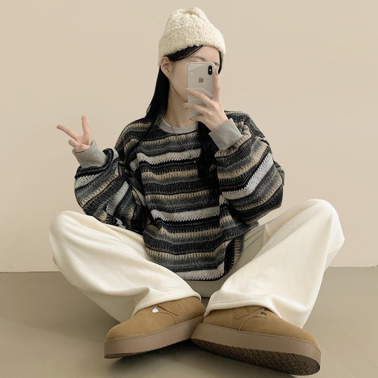 따뜻포근 빈티지 에스닉 배색 스트라이프 단가라 니트 커플 왕오버핏 맨투맨 그레이