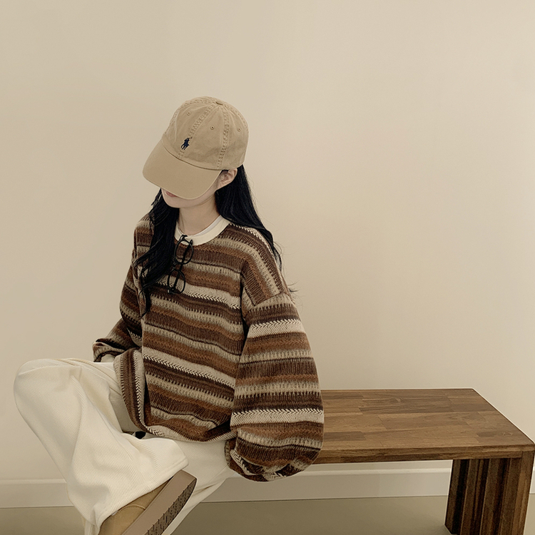 따뜻포근 빈티지 에스닉 배색 스트라이프 단가라 니트 커플 왕오버핏 맨투맨 베이지