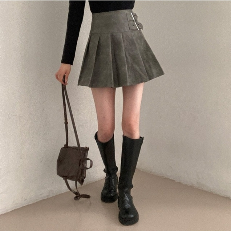 디톤 사이드 벨트포인트 레더 플리츠 미니 스커트 연그레이