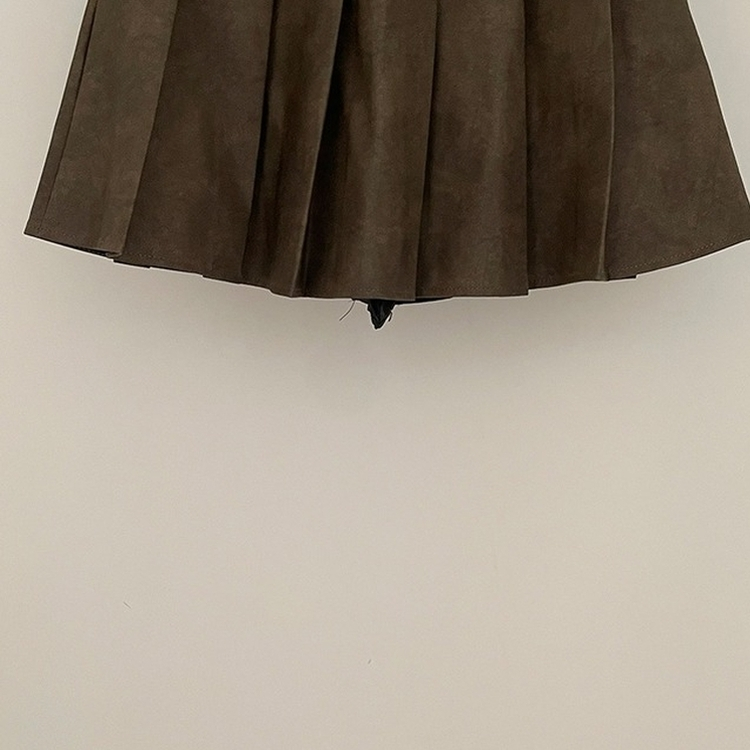 디톤 사이드 벨트포인트 레더 플리츠 미니 스커트