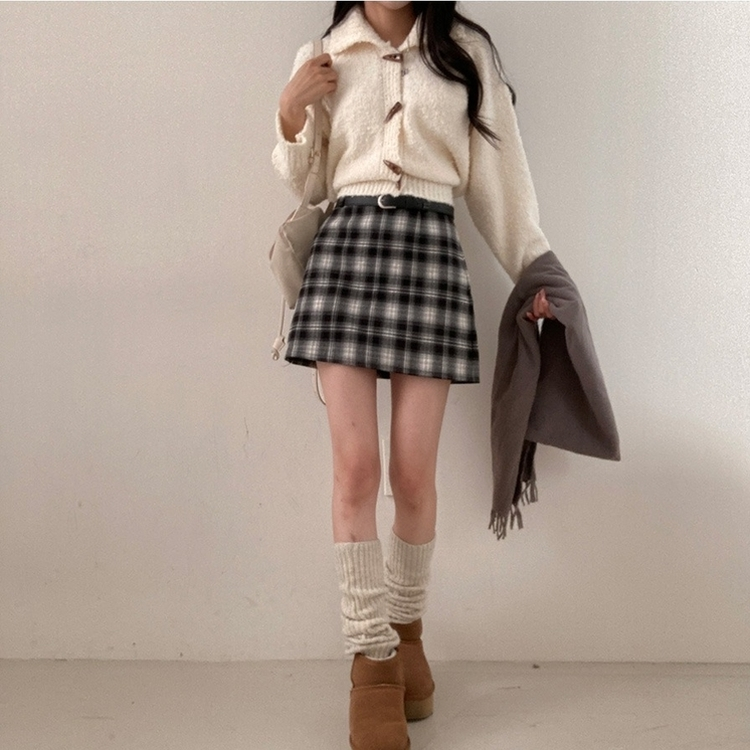 리즌 체크 벨트 미니 스커트 블랙