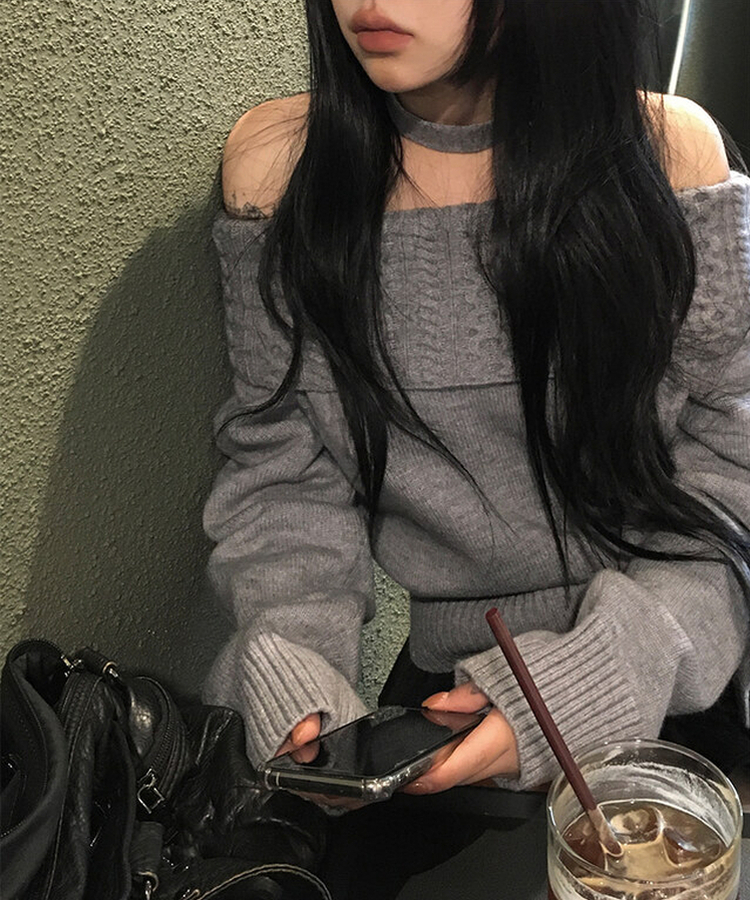 【マフラー付き】ニジュオフショルダーニット GREY