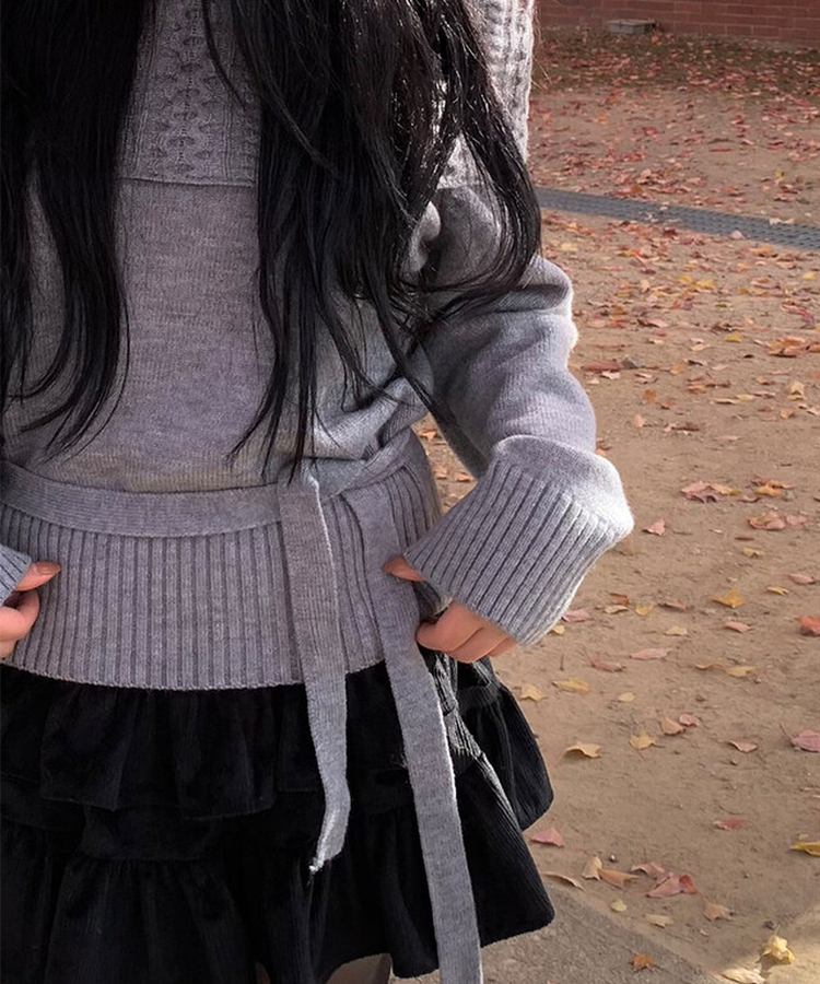 【マフラー付き】ニジュオフショルダーニット GREY