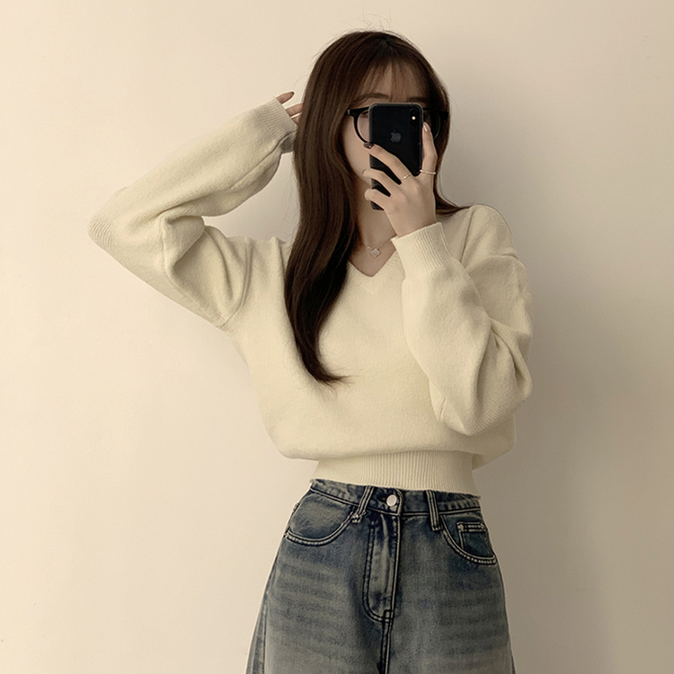 손이가요 손이가 겨울 폭닥 도톰 브이넥 긴팔 세미 크롭 니트 가을 상의 크리스마스 데일리 하객룩 겨울옷 10color 아이보리