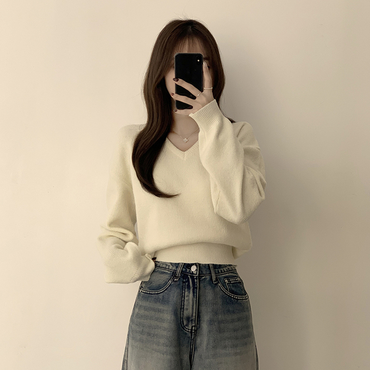 손이가요 손이가 겨울 폭닥 도톰 브이넥 긴팔 세미 크롭 니트 가을 상의 크리스마스 데일리 하객룩 겨울옷 10color 아이보리
