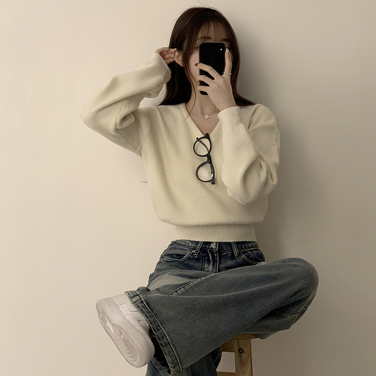 손이가요 손이가 겨울 폭닥 도톰 브이넥 긴팔 세미 크롭 니트 가을 상의 크리스마스 데일리 하객룩 겨울옷 10color 아이보리