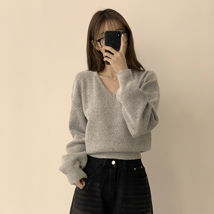 손이가요 손이가 겨울 폭닥 도톰 브이넥 긴팔 세미 크롭 니트 가을 상의 크리스마스 데일리 하객룩 겨울옷 10color 그레이