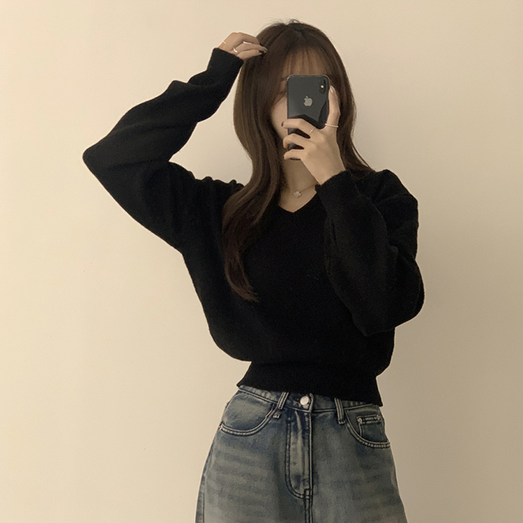 손이가요 손이가 겨울 폭닥 도톰 브이넥 긴팔 세미 크롭 니트 가을 상의 크리스마스 데일리 하객룩 겨울옷 10color 블랙