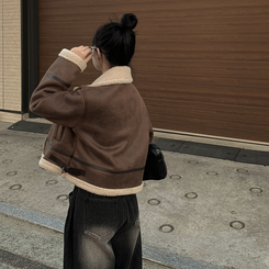 따뜻 스웨이드 크롭 버클 하이넥 무스탕 퍼카라 뽀글이자켓 세무 점퍼 밤색