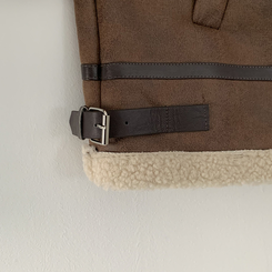 따뜻 스웨이드 크롭 버클 하이넥 무스탕 퍼카라 뽀글이자켓 세무 점퍼