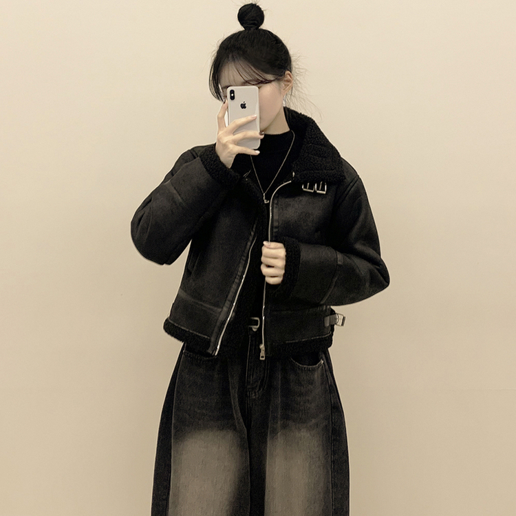 따뜻 스웨이드 크롭 버클 하이넥 무스탕 퍼카라 뽀글이자켓 세무 점퍼 블랙